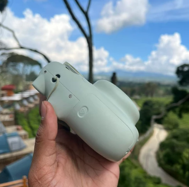 INSTAX MINI 11 LIKE NEW